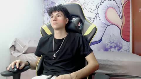 johnny_cagee online show from 12-22-24, 05:01