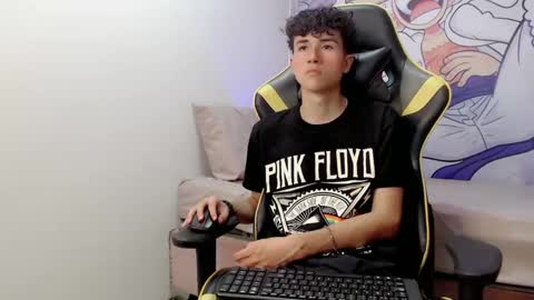 johnny_cagee online show from 01-05-25, 06:46