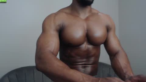 Snapshot of johnnydolce50 chatting on 02-13-25, 07:21 MASTER OF SUBS BETA SLAVES online show from 02-13-25, 07:21