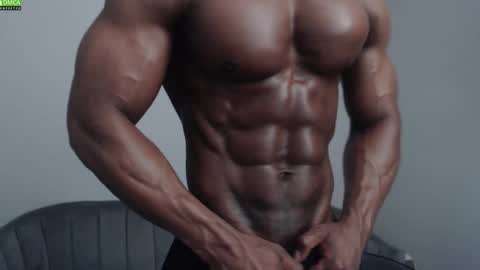 Snapshot of johnnydolce50 chatting on 02-20-25, 09:09 MASTER OF SUBS BETA SLAVES online show from 02-20-25, 09:09