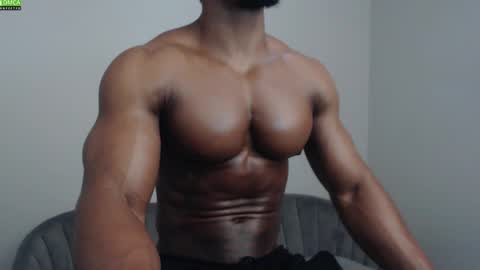 Snapshot of johnnydolce50 chatting on 02-21-25, 09:11 MASTER OF SUBS BETA SLAVES online show from 02-21-25, 09:11