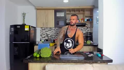 JOHNNY online show from 11-21-25, 12:21