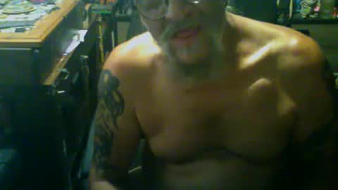 johnnyshung1 online show from 10-03-25, 04:26