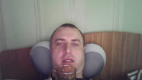 Snapshot of johnoreon chatting on 06-22-26, 06:21 johnoreon online show from 06-22-26, 06:21