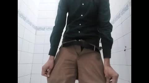 johnpop9090 online show from 04-06-26, 11:44