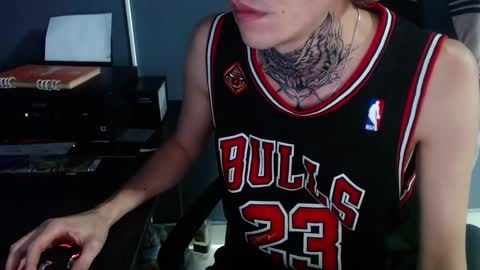 johnsonisaac94  online show from 12-07-24, 09:28