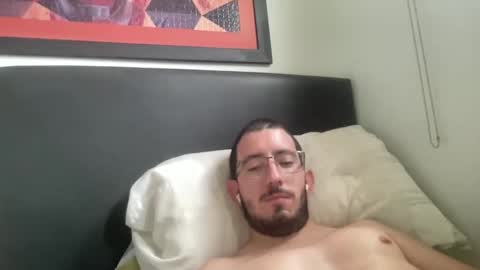 Snapshot of johnukber chatting on 01-05-25, 06:02 John Ukber online show from 01-05-25, 06:02