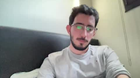 Snapshot of johnukber chatting on 06-18-26, 07:07 John Ukber online show from 06-18-26, 07:07