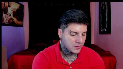 Snapshot of johny_multicum chatting on 11-24-25, 06:18 Johny online show from 11-24-25, 06:18