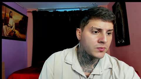 Snapshot of johny_multicum chatting on 11-25-25, 06:41 Johny online show from 11-25-25, 06:41