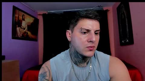 Snapshot of johny_multicum chatting on 11-26-25, 06:47 Johny online show from 11-26-25, 06:47