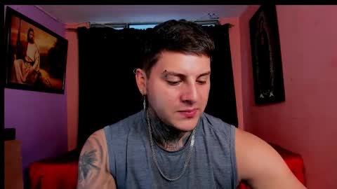 Snapshot of johny_multicum chatting on 11-27-25, 07:05 Johny online show from 11-27-25, 07:05