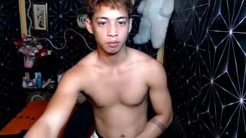 Snapshot of johnydestroyer chatting on 05-29-26, 12:08 johnydestroyer online show from 05-29-26, 12:08