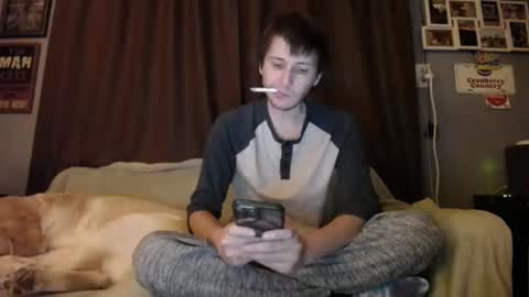 Snapshot of johstondude chatting on 12-08-24, 07:26 Johston online show from 12-08-24, 07:26