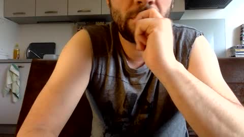 joinmetoparis online show from 02-01-26, 04:05