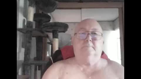 jojo60000529566 online show from 02-03-25, 11:31