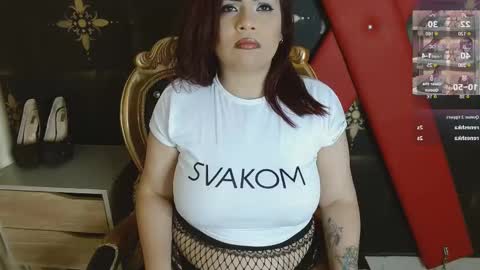 Snapshot of jolie_maria chatting on 09-24-25, 09:07 Jolie Mara online show from 09-24-25, 09:07