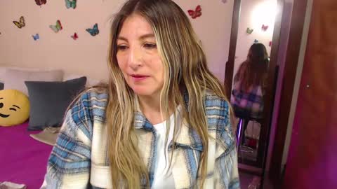 Jolie Mature online show from 03-08-25, 10:34