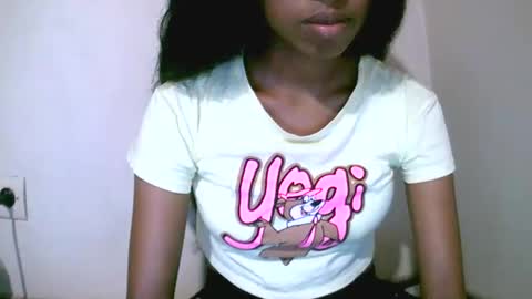 joliekah27 online show from 04-12-26, 12:10