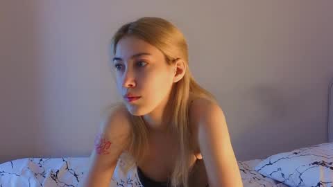 Viola online show from 11-16-25, 11:05