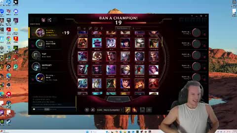 Snapshot of jonaron1121 chatting on 09-24-25, 12:03 Jon online show from 09-24-25, 12:03