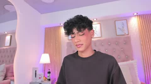 Jonas  online show from 05-19-26, 11:11