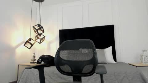 Jonathan Danielss  online show from 02-27-25, 12:02