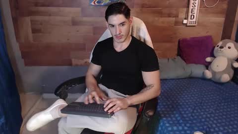 jonathancast08 online show from 12-16-25, 10:15