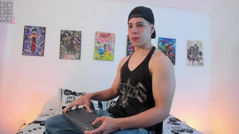 Instagram jonathanfit14 online show from 04-04-26, 09:45