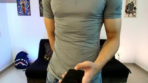 Snapshot of jonathanjoestar_ chatting on 04-18-26, 09:04 Instagram jonathanfit14 online show from 04-18-26, 09:04