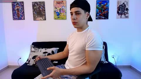 Snapshot of jonathanjoestar_ chatting on 04-25-26, 01:41 Instagram jonathanfit14 online show from 04-25-26, 01:41