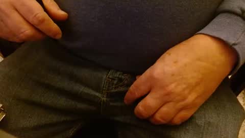 joncpics online show from 01-13-25, 01:45