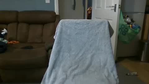 jonlow1 online show from 03-04-25, 07:51