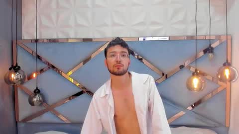 JonnyGreey online show from 11-22-25, 07:24