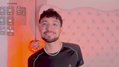 JonnyGreey online show from 12-20-25, 06:59