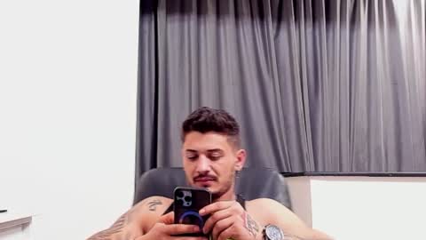 Snapshot of jonnyporn1 chatting on 01-22-25, 06:20 jonnyporn1 online show from 01-22-25, 06:20