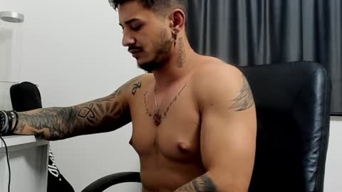 Snapshot of jonnyporn1 chatting on 02-03-25, 09:29 jonnyporn1 online show from 02-03-25, 09:29