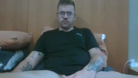 Snapshot of jonoy1995 chatting on 12-09-24, 12:23 jonoy1995 online show from 12-09-24, 12:23