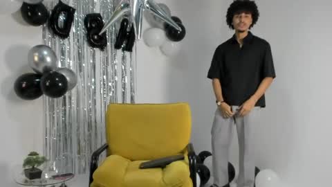 Snapshot of jordan_love7 chatting on 04-22-26, 02:18 jordan online show from 04-22-26, 02:18