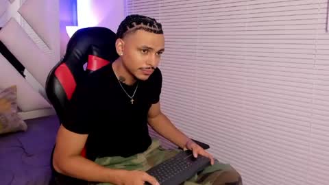Snapshot of jordan_love7 chatting on 05-13-26, 12:35 jordan online show from 05-13-26, 12:35