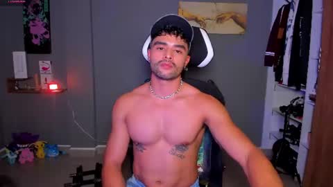 Snapshot of jordanrossie chatting on 06-10-26, 11:24 JordanRossie online show from 06-10-26, 11:24