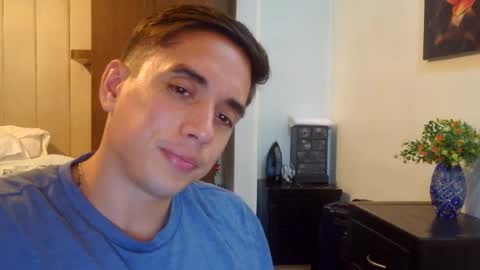Snapshot of jorge124345 chatting on 08-07-26, 04:36 Babyface online show from 08-07-26, 04:36