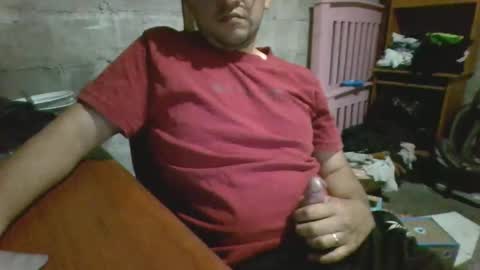 Snapshot of jorgefire0001 chatting on 10-21-25, 04:13 jorgefire0001 online show from 10-21-25, 04:13