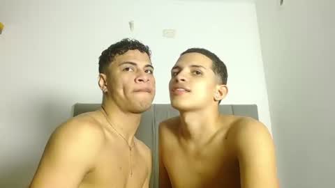 Snapshot of jose_and_daniel chatting on 07-05-26, 04:52 JOSE AND DANIEL online show from 07-05-26, 04:52