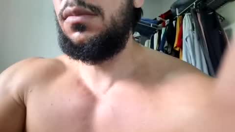 Snapshot of josefit06 chatting on 07-24-26, 05:33 josefit06 online show from 07-24-26, 05:33