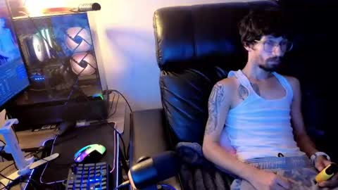 Snapshot of josefturner1 chatting on 06-27-26, 01:06 Josef online show from 06-27-26, 01:06
