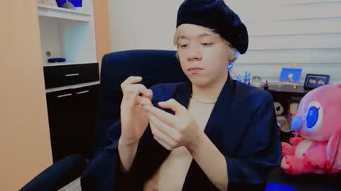 Snapshot of joseon_cute chatting on 06-06-26, 02:05 joseon_cute online show from 06-06-26, 02:05