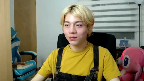 Snapshot of joseon_cute chatting on 07-09-26, 01:09 joseon_cute online show from 07-09-26, 01:09