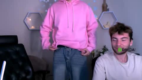 joseph_bear_ online show from 10-02-25, 07:43