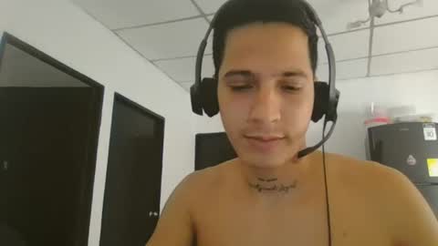 Snapshot of joseph_hotter chatting on 07-20-26, 03:36 Joseph hotter online show from 07-20-26, 03:36